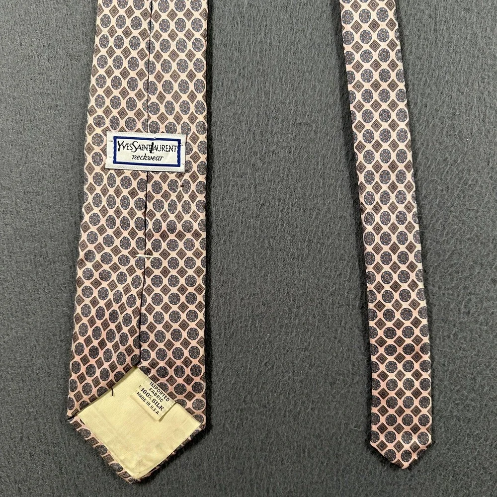 Vintage Yves Saint Laurent Tie Mens One Size Pink Silk‎ Geometric Jacquard USA